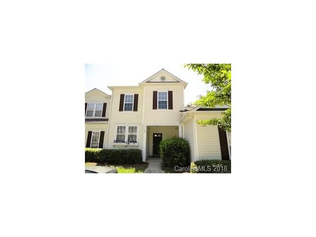 8280 Carob Tree Ln, Charlotte, NC 28215