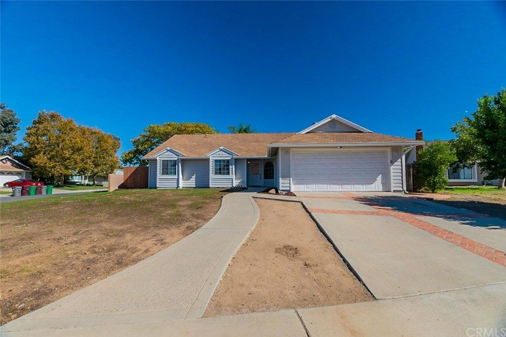 29878 Calle Edmundo, Sun City, CA 92586