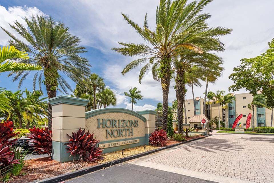 665 Ives Dairy Rd, Miami, FL 33179