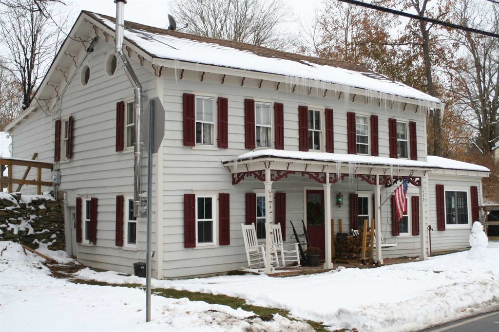 438 Clinton Corners Rd, Clinton Corners, NY 3 Bed, 3 Bath Single