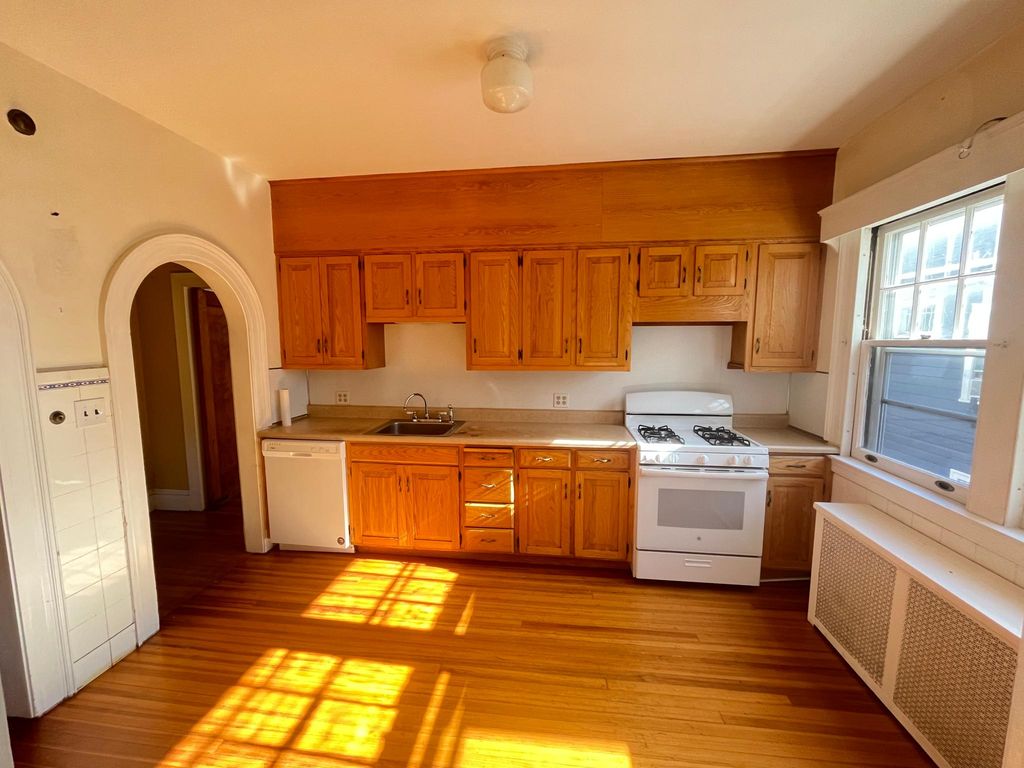 17 Maplewood Ave 2, West Hartford, CT 06119 Trulia