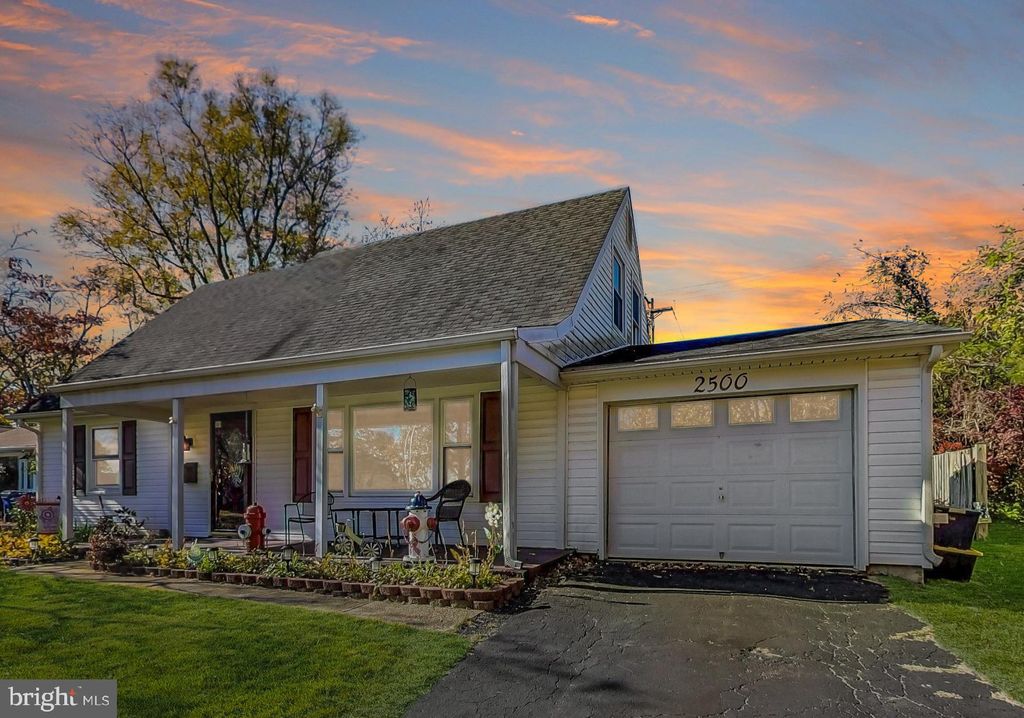 2500 Kinderbrook Ln, Bowie, MD 20715