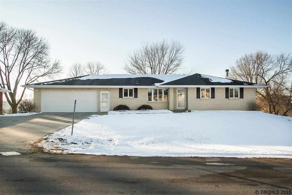 365 Knaeble Ct, East Dubuque, IL 61025 Trulia