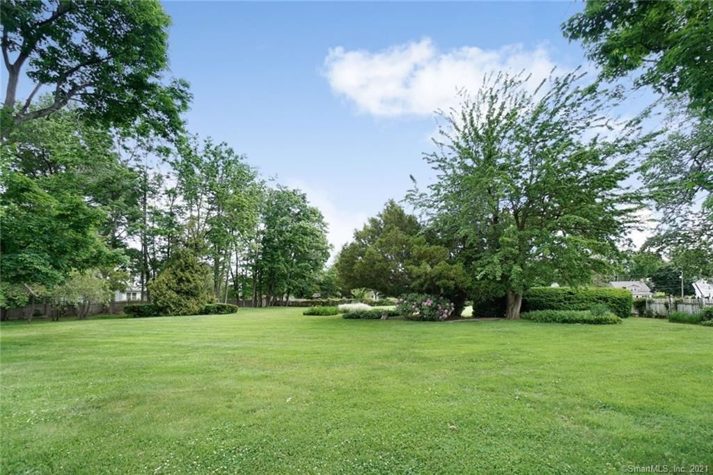 4 Iron Gate Ln, Cromwell, CT 06416 Trulia