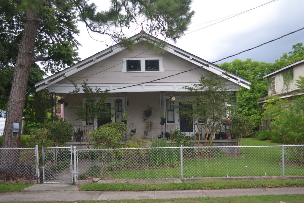 1214 Numa St, New Orleans, LA 70114