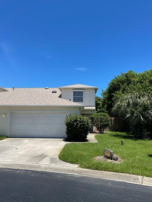 235 Coastal Hill Dr, Satellite Beach, FL 32937