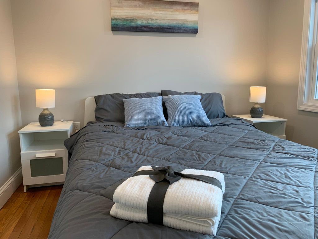 38 Redlands Rd #1, West Roxbury, MA 02132