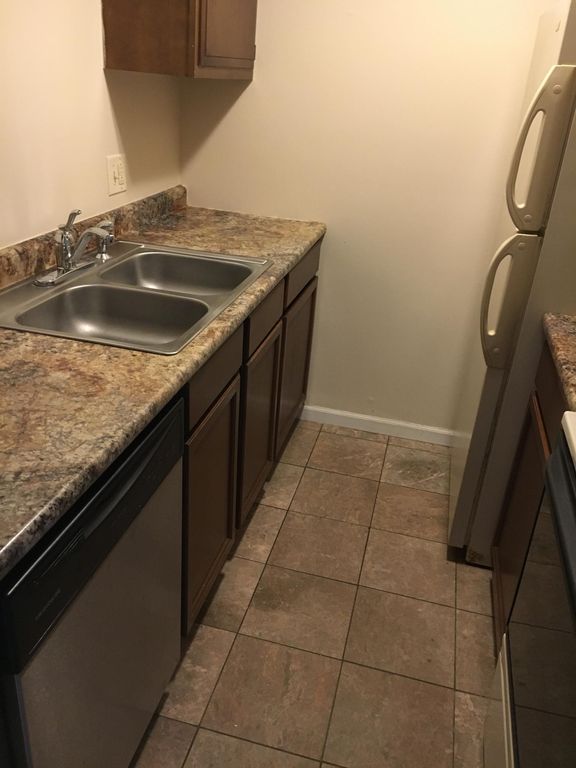4049 Orchard Dale Dr NW #4, Canton, OH 44709