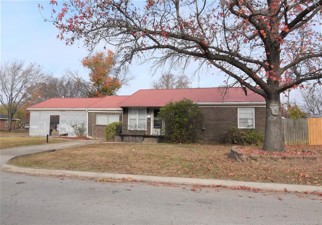 17 Turner St, Ardmore, OK 73401