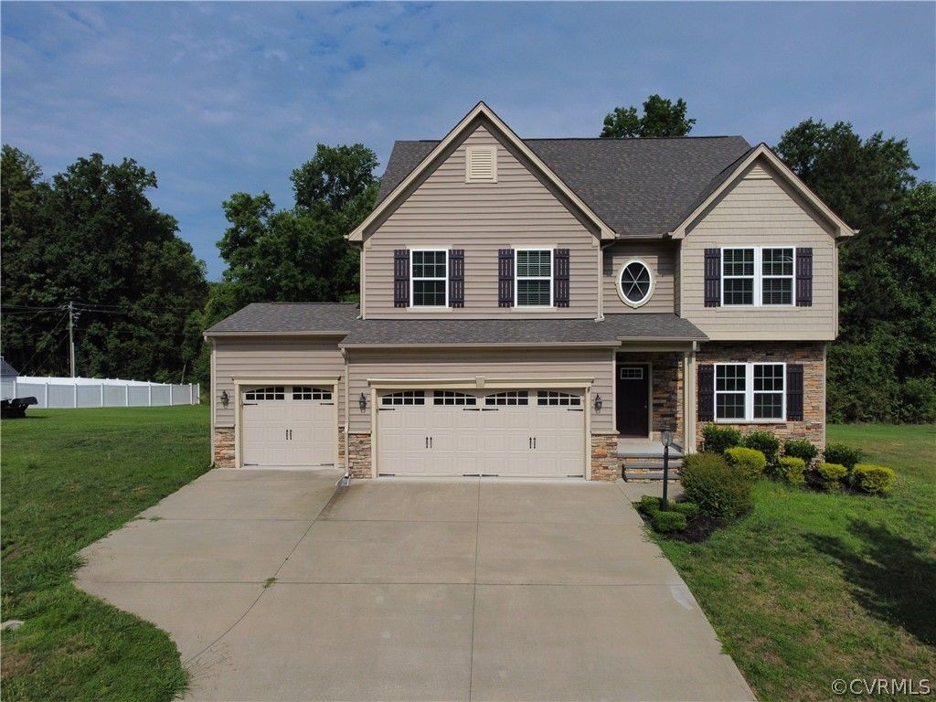 1220 Eagle Pl, North Prince George, VA 23860