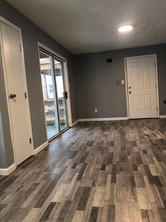 2991 N Vine St, Hazleton, PA 18202