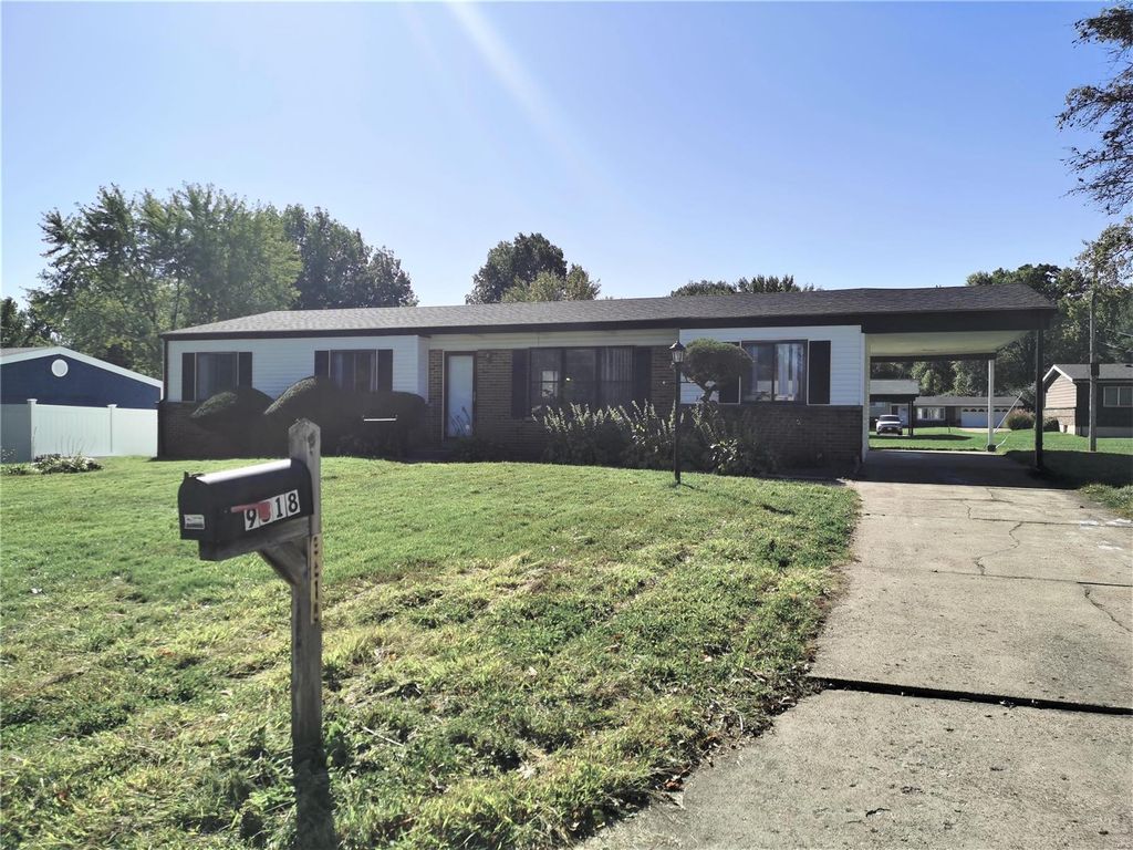 9618 La Jolla Dr, Saint Louis, MO 63132