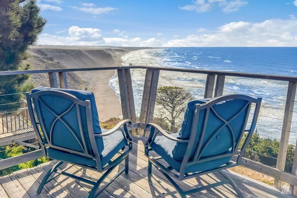 14960 Navarro Way, Manchester, CA 95459 See Est. Value, Schools & More(00)