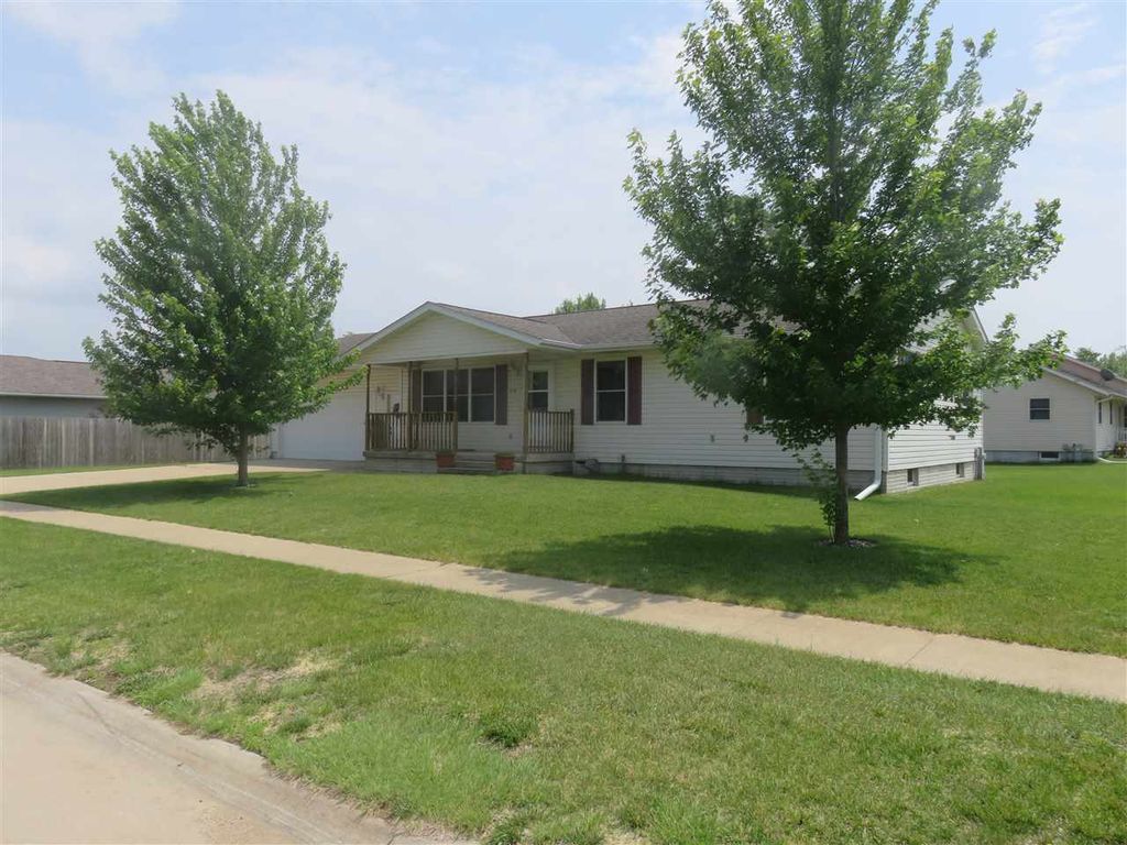 619 16th Pl, Camanche, IA 52730 Trulia