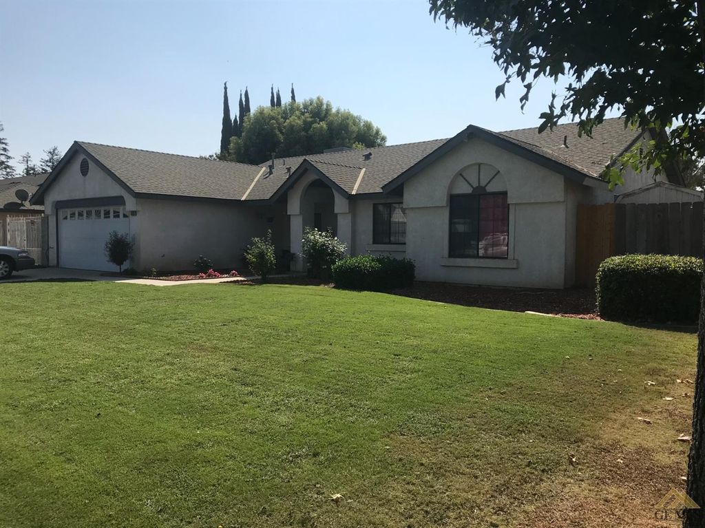 14301 Culiacan Ave, Bakersfield, CA 93314