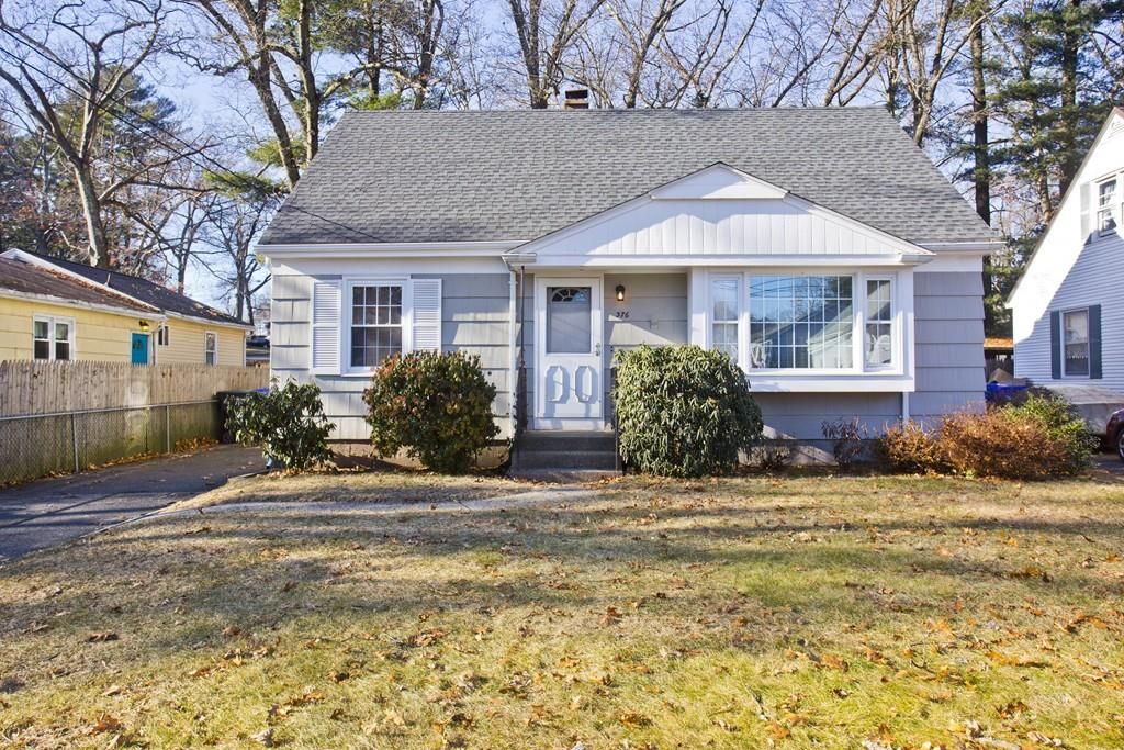 376 Dwight Rd, Springfield, MA 4 Bed, 2 Bath SingleFamily Home 23