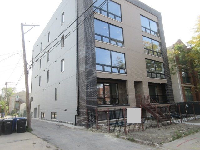 117 S Bell Ave #1N, Chicago, IL 60612