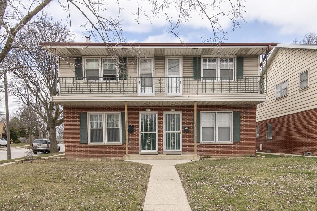 7330 West Silver Spring DRIVE UNIT 7332, Milwaukee, WI 53218