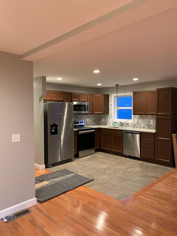 182 Alden St, New Britain, CT 06053