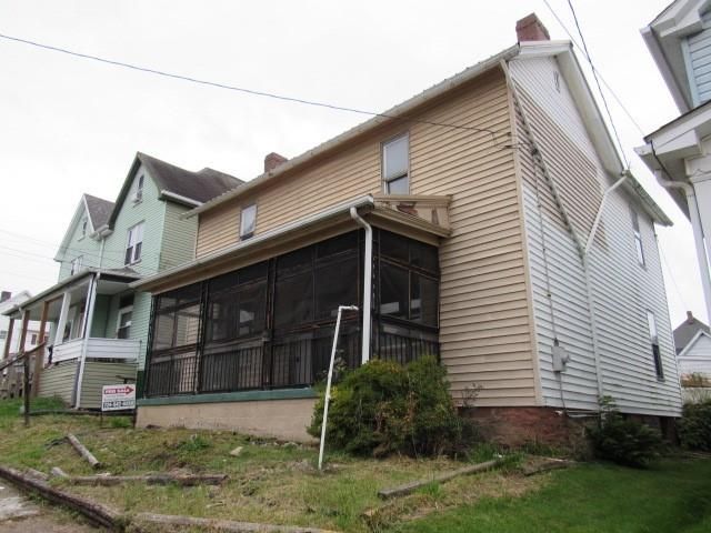 626 Garfield Ave, Scottdale, PA 15683