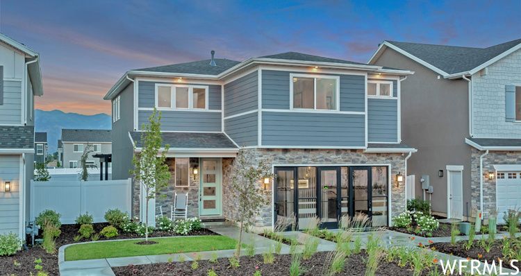 1951 W Parkview Dr, Syracuse, UT 84075