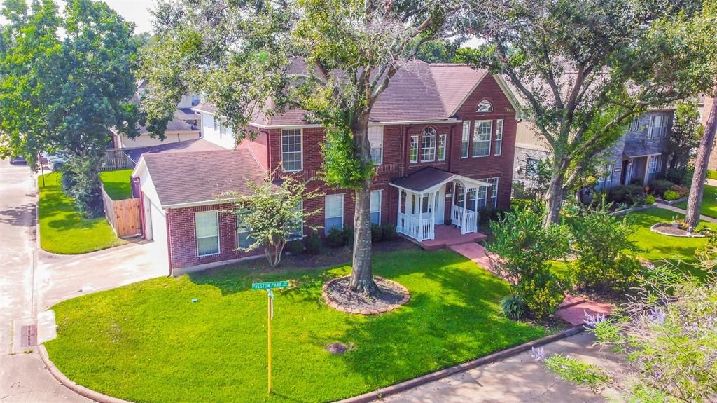 14803 Preston Park Dr, Houston, TX 77095