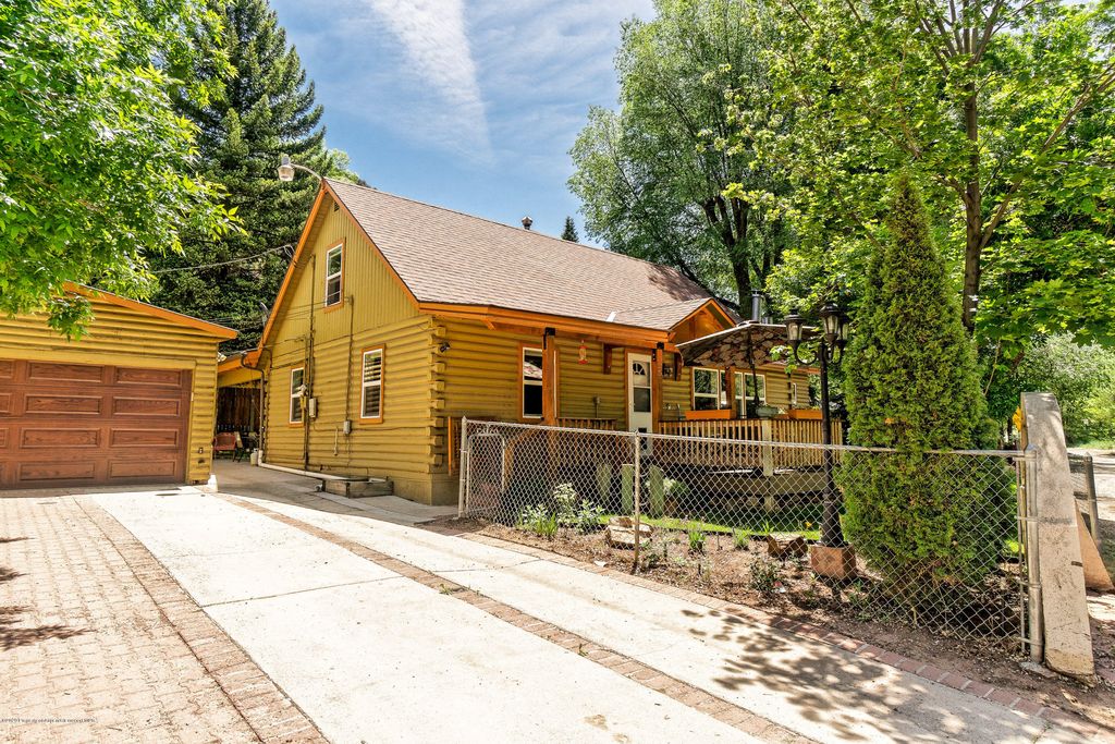 2510 Blake Ave, Glenwood Springs, CO 81601 See Estimated Value