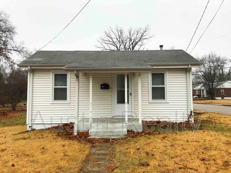 1551 N Hanley Rd, Saint Louis, MO 63130