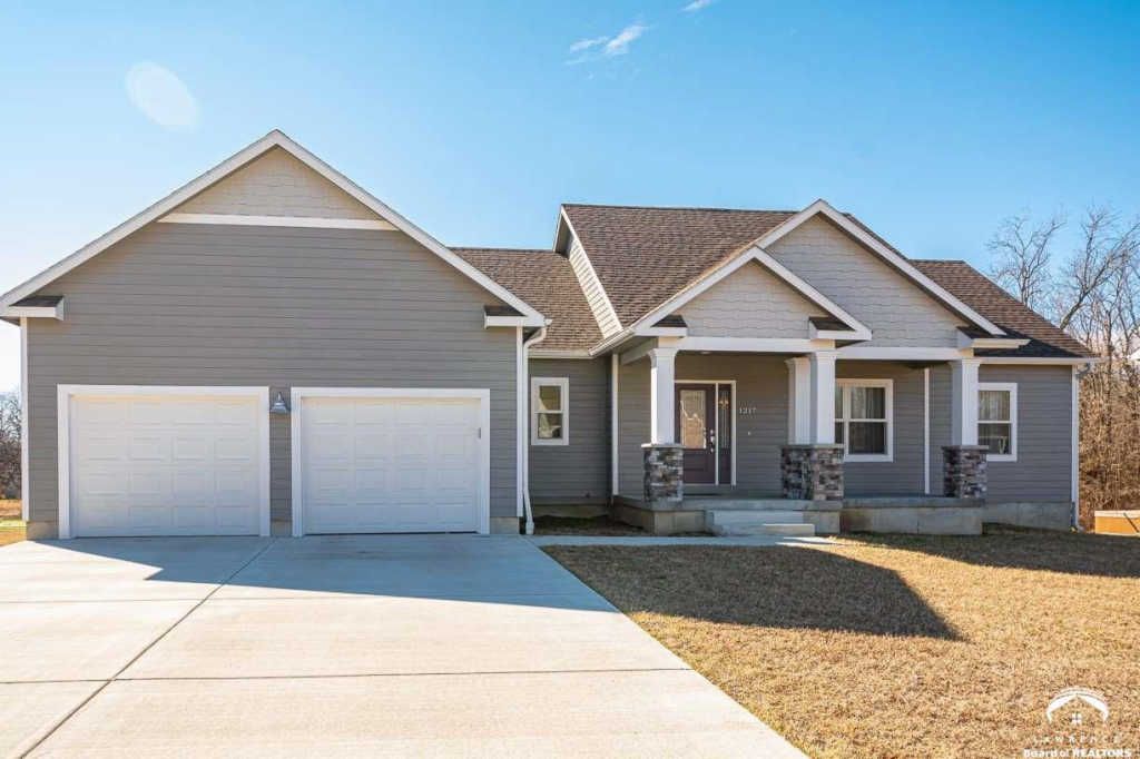 1217 Fremont St, Baldwin City, KS 66006 Trulia