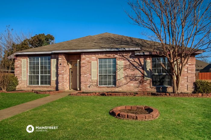 212 Susan Way, Red Oak, TX 75154