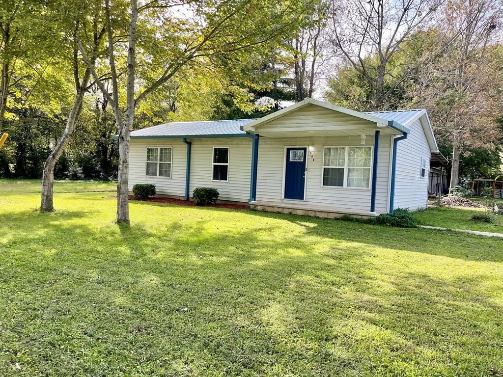 304 Fairview Ave, Franklin, KY 42134