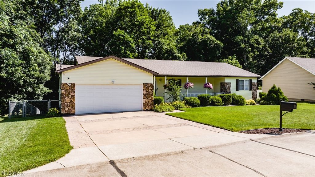 245 Brooktree Dr Parkersburg Wv 26101 Mls 4386639 Trulia 245 Brooktree Dr Parkersburg Wv 26101, Basement Dr Parkersburg Wv