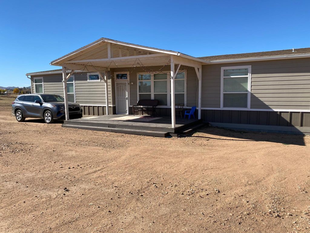 9910 N Full Moon Dr, Prescott Valley, AZ 86315