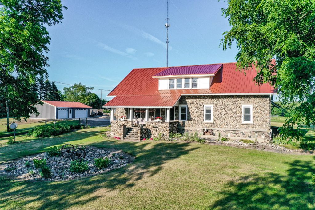1992 Four Mile Rd, Athens, MI 49011