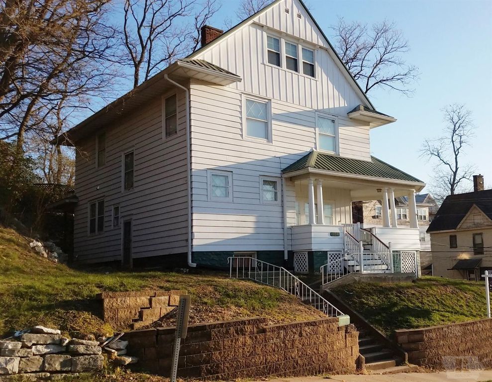 104 E Court St, Ottumwa, IA 52501 Trulia