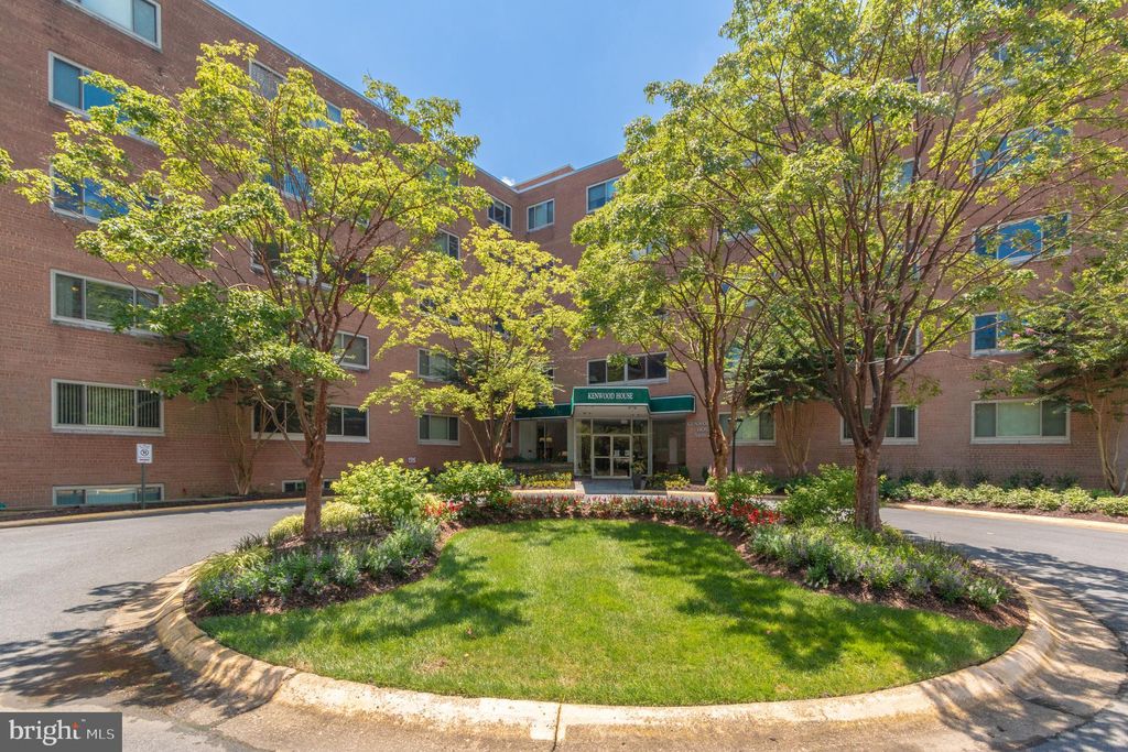 5100 Dorset Ave #103, Chevy Chase, MD 20815
