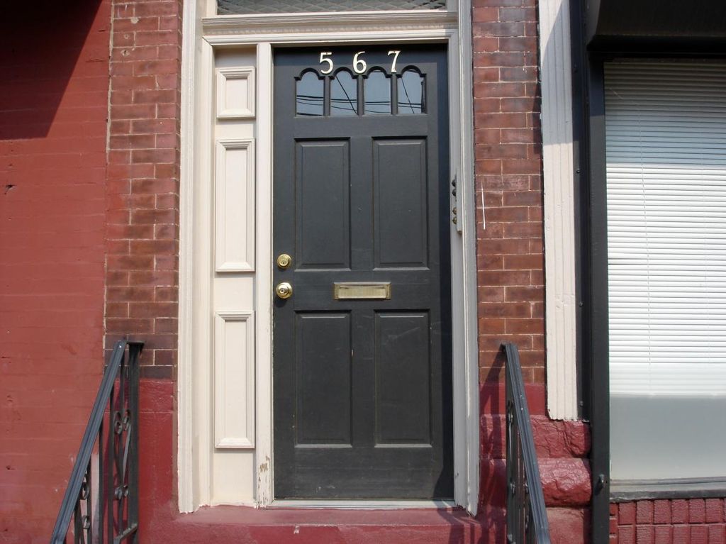 567 N 20th St #4, Philadelphia, PA 19130