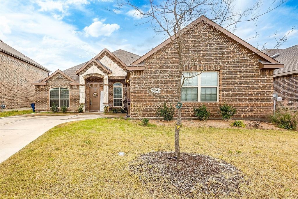 228 Mina St, Red Oak, TX 75154 Trulia