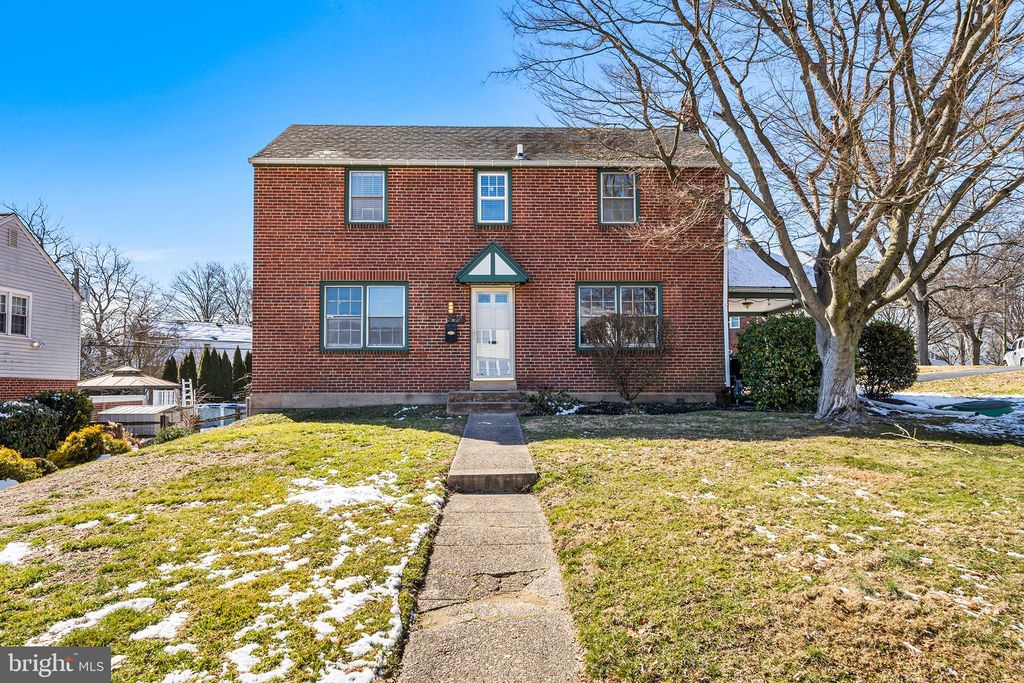 124 Brentwood Rd, Havertown, PA 19083