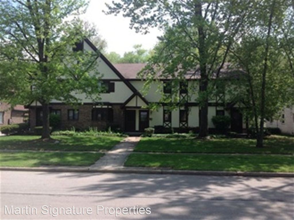 4122 Stonehenge Dr, Sylvania, OH 43560