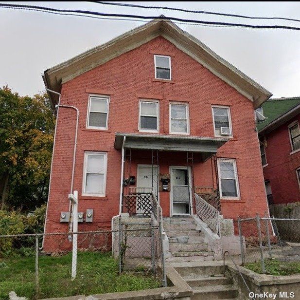 487 Baldwin St, Waterbury, CT 06706