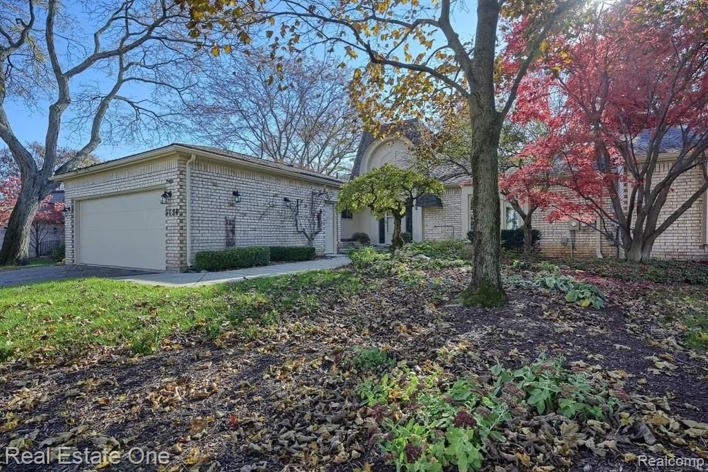 5124 Woodlands Trl, Bloomfield Hills, MI 48302 Trulia