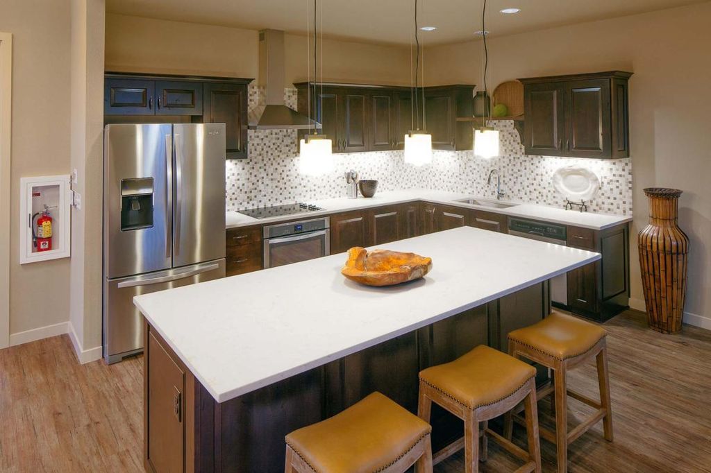1101 NE 89th Ave, Beaverton, OR 97006