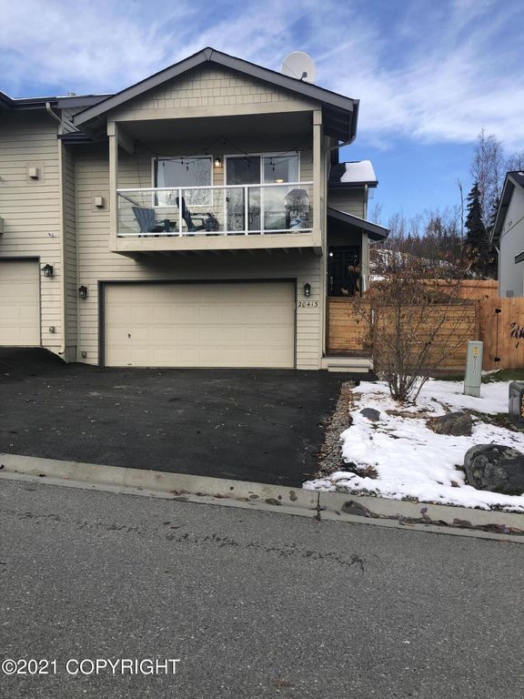 20413 Icefall Dr, Eagle River, AK 99577