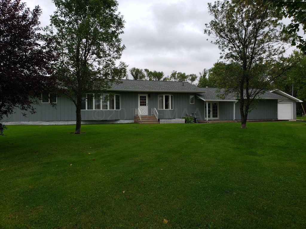 122 7th Ave NW, Hillsboro, ND 58045 Trulia