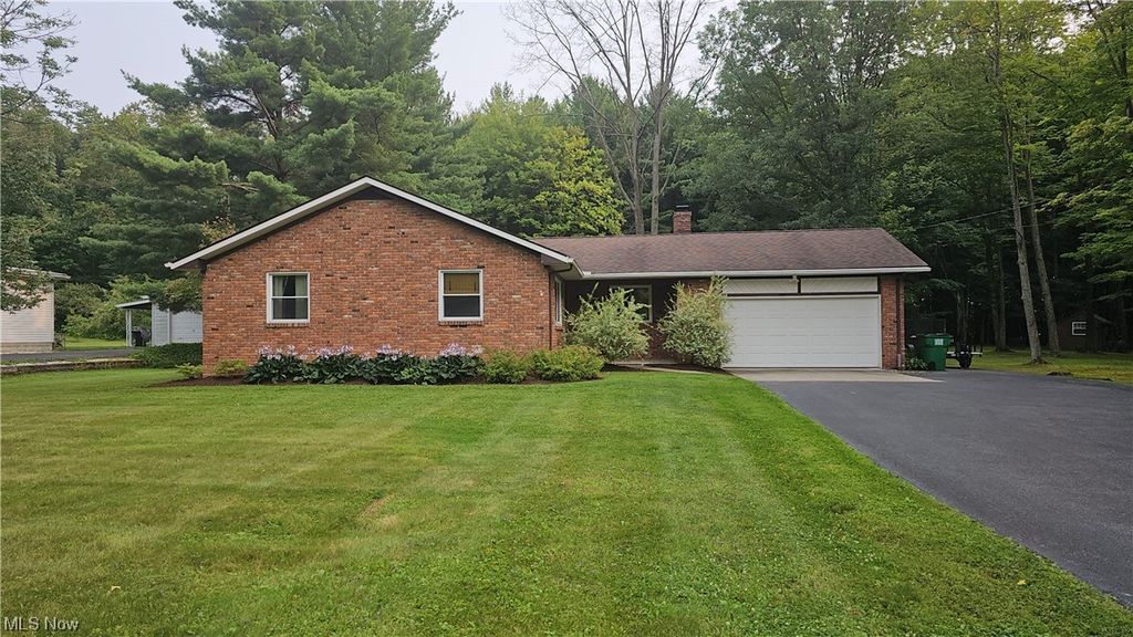 15853 Kenwood St, Middlefield, OH 44062 Trulia