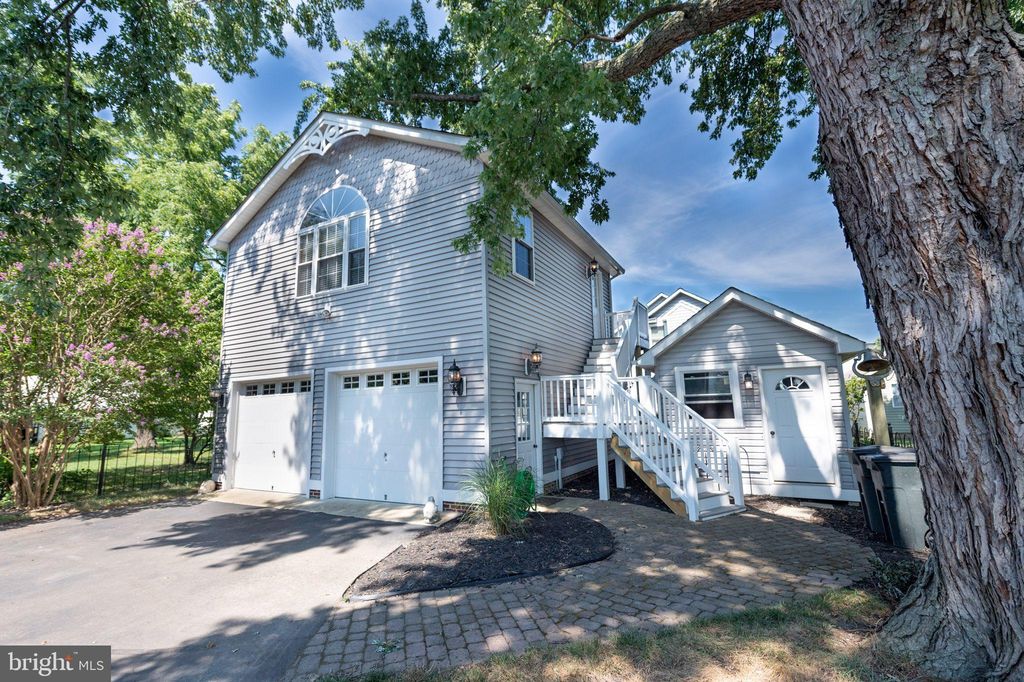 14316 Solomons Island Rd S, Solomons, MD 3 Bed, 3 Bath SingleFamily