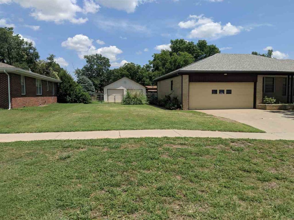 3334 S Seneca St, Wichita, KS 67217 Trulia