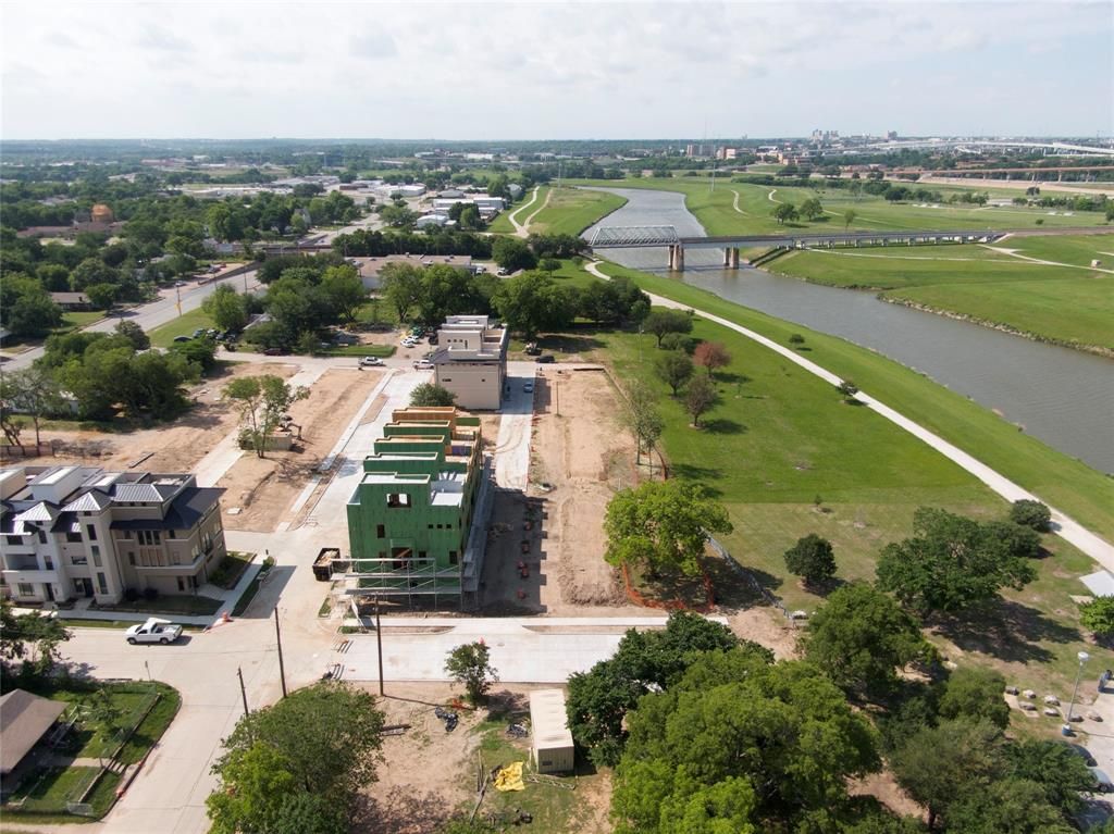400 Buena Vista Dr, Fort Worth, TX 76137