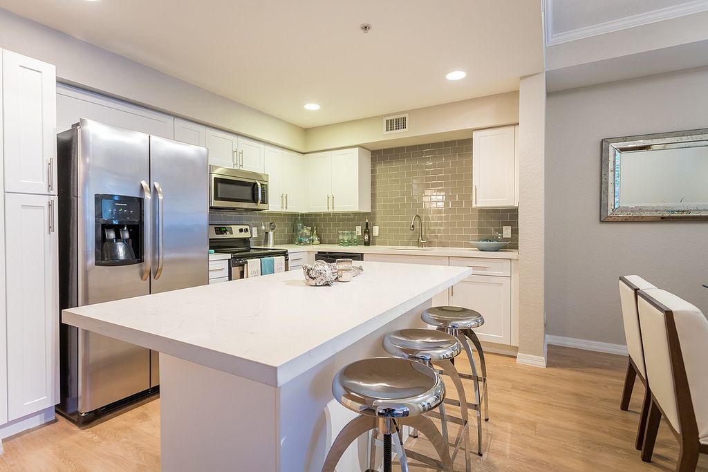 13500 NW 3rd St #49-102, Fort Lauderdale, FL 33325